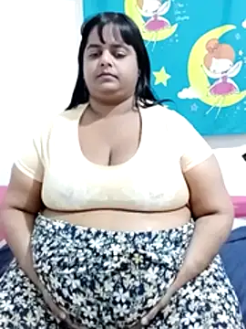 SusanaEshwar's Live XXX Chat