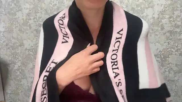 Webkamerová show Angelinaa19