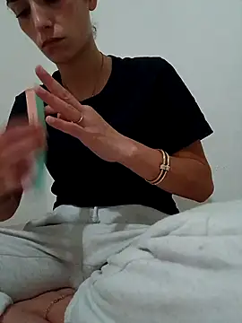 Lolaa92i Webcam-Show