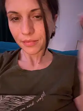 ScarlettNoirr – Naživo XXX chat