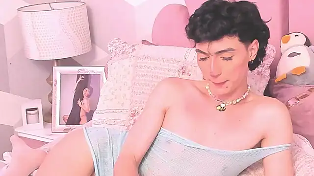 KylieMonnett – Kamerová šou