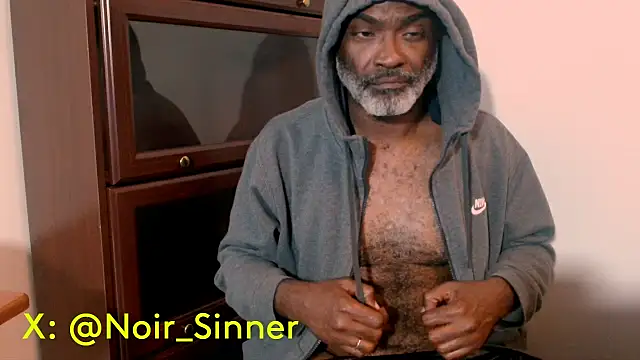 sinnernoir's Live XXX Chat
