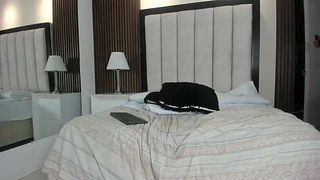 Taylor_Royal_'s Live XXX Chat