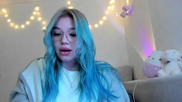 XXX chat uživo modela Lulu_Di