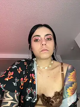 XXX chat uživo modela i_am_nina_