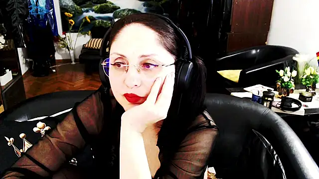 Imperatriza – Naživo XXX chat