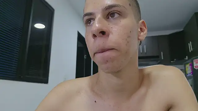 grey___27 Chat XXX in diretta