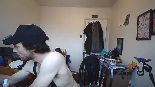 JohnnyMoves Webcam Show