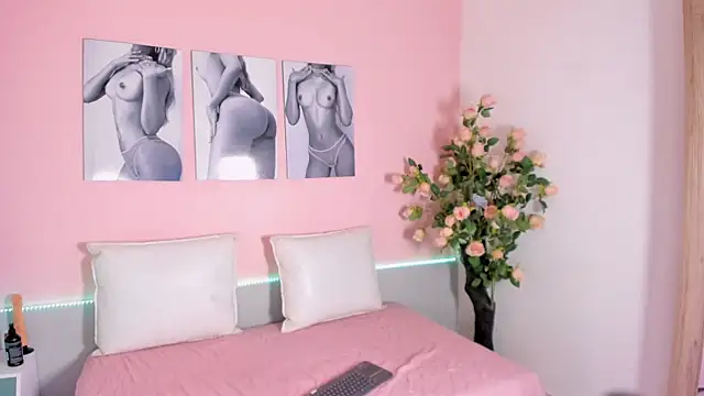 Taylor_gray7 Adlı Modelin Canlı XXX Sohbeti