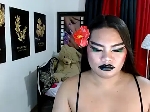 TSbrianaHugeCock Adlı Modelin Canlı XXX Sohbeti
