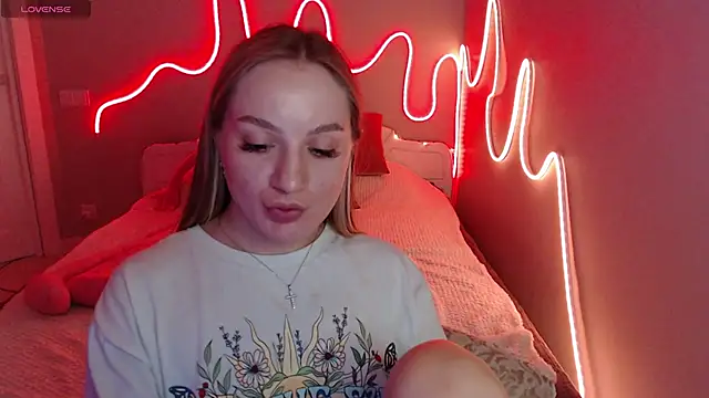 Chatroom XXX en direct de MirrraMisss
