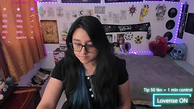 Chat +18 de Cherry_blush_ ao vivo