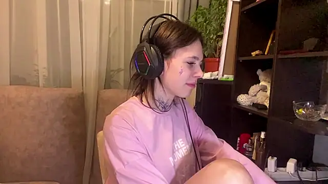 XXX chat uživo modela TuZezima