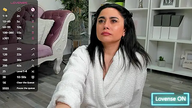EmaBrownie Webcam show