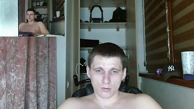 Show modela Poliglotjoe1 na web-kameri