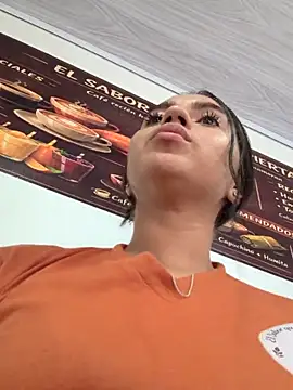 Živý XXX chat DulceCaroX