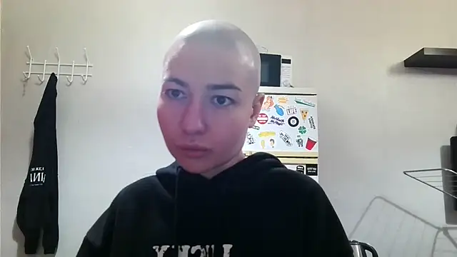 Julia_Bright live XXX chat