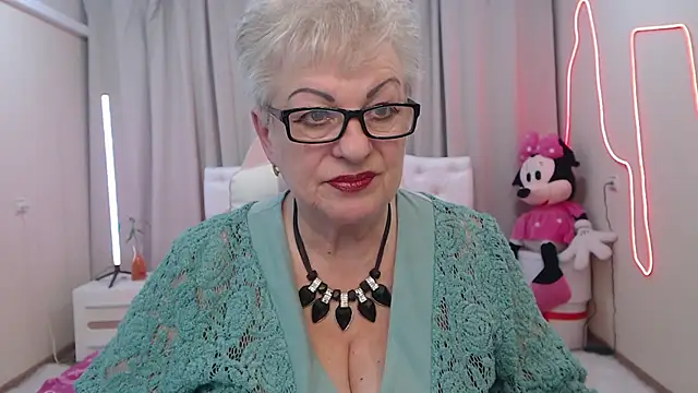 Онлайн чат XXX KayleSmoll