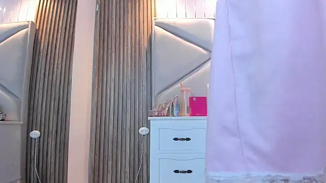 Chatroom XXX en direct de SweetKata_