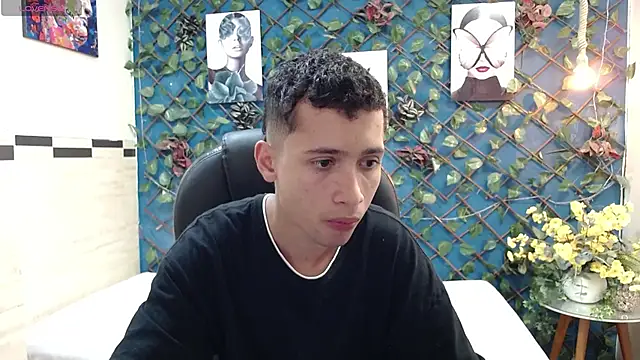 Czat XXX na żywo – LucassSmith11