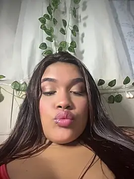 Show de webcam de Latina_kiara