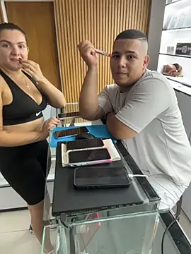 Chatroom XXX en direct de Patricio_02