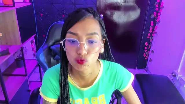 KarlaSlutSkinny__ Obrolan Langsung XXX