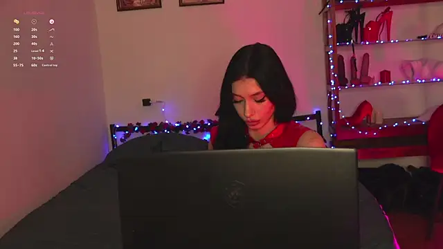Olivia_Faye Adlı Modelin Canlı XXX Sohbeti