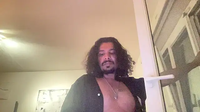 daddyvibes: διαδικτυακό σόου στην κάμερα