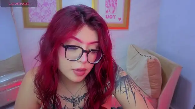 Red_Bunny_v Chat XXX in diretta