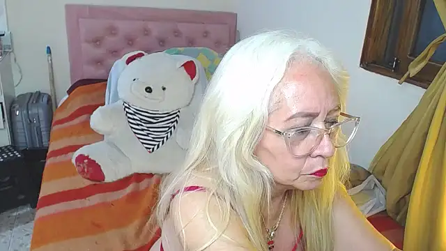 lucy_belle_bm Chat XXX in diretta