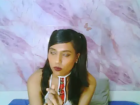 IndianSkies' Live XXX Chat