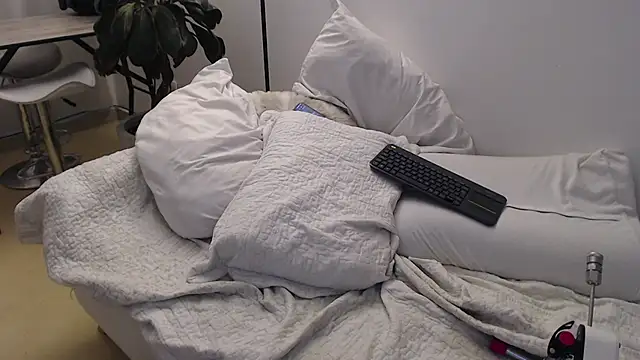 Chat XXX Live MIYESSI
