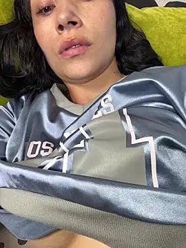 Angela_isabella Chat XXX in diretta