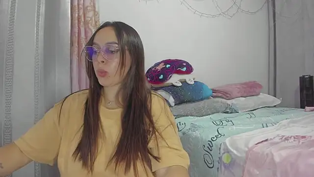 HARLEYNAPIER Live XXX Chat