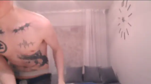 Fredd_Xanders Live XXX-chat