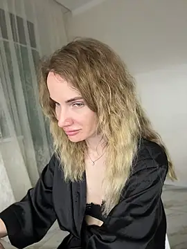 AinyrVixxen's Live XXX Chat
