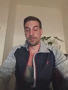Lambe91 Adlı Modelin Canlı XXX Sohbeti