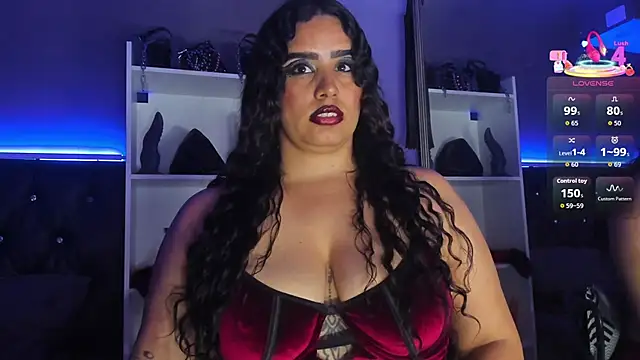 Chatroom XXX en direct de MariaGaitan