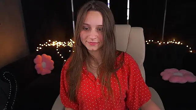 Онлайн чат XXX TinyNatalie