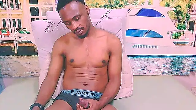 Chat +18 de EbonyTiger69 ao vivo