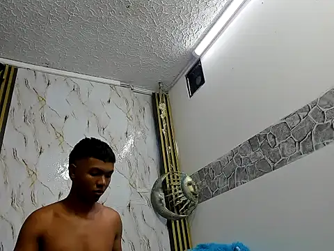 Webkamerová show lonjitas_twink_hot