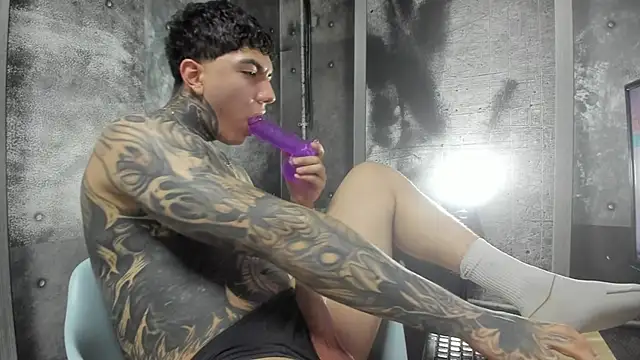 Gury_tattoo Live XXX-Chat
