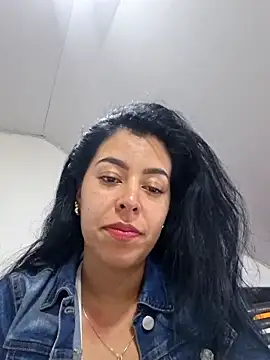 Chat +18 de Luianna ao vivo