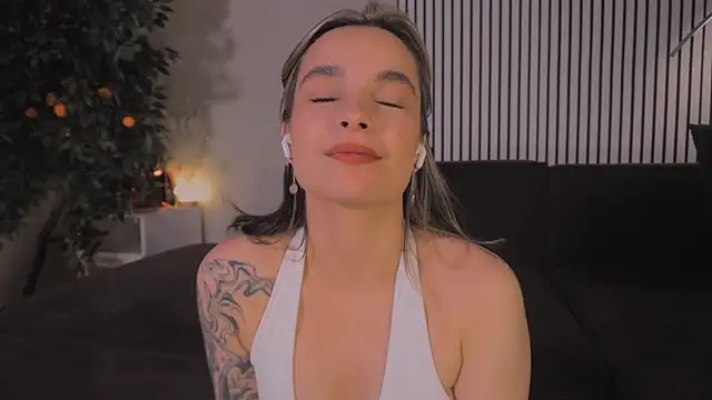 دردشة Bella_Alita الجنسية المباشرة
