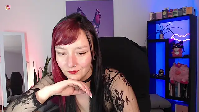 Chat XXX en directo de S_Lilith_