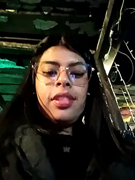 Chatroom XXX en direct de SOFIA-11_