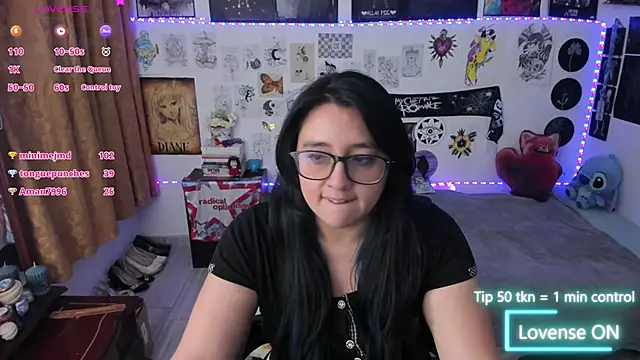 Cherry_blush_ élő XXX-chatje