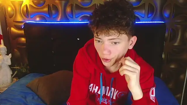 cruz_dante Chat XXX in diretta
