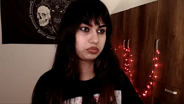 Little-Lucifer Live XXX-chat